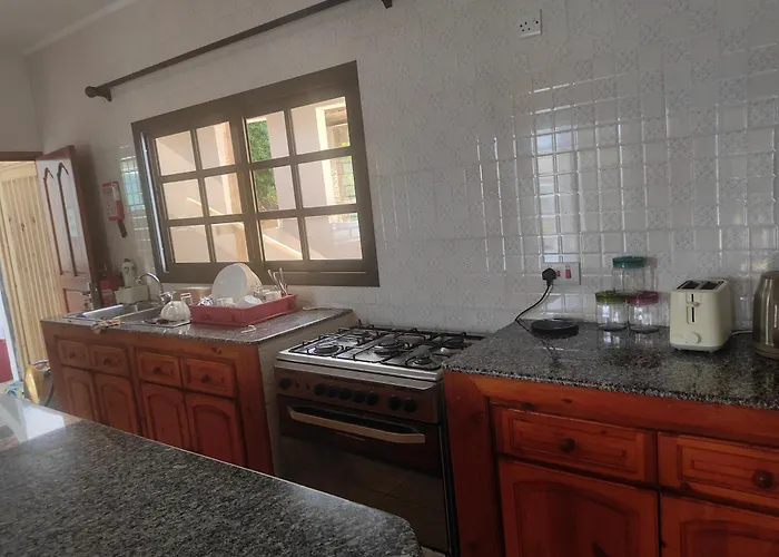 Sue-Etoile Self Catering